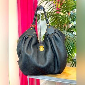 Louis Vuitton Shoulder Bag Monogram Mahina XL Black